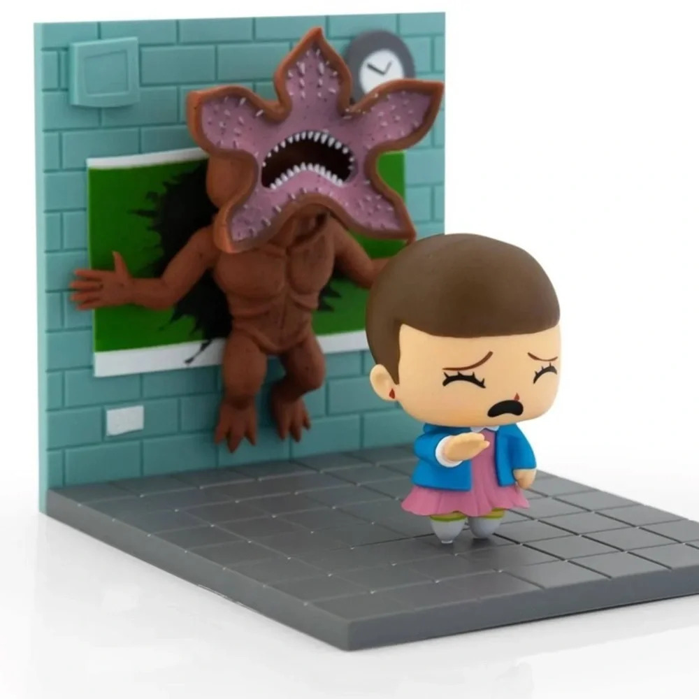 New Loot Crate Stranger Things Eleven Vs. Demogorgon Exclusive Diorama